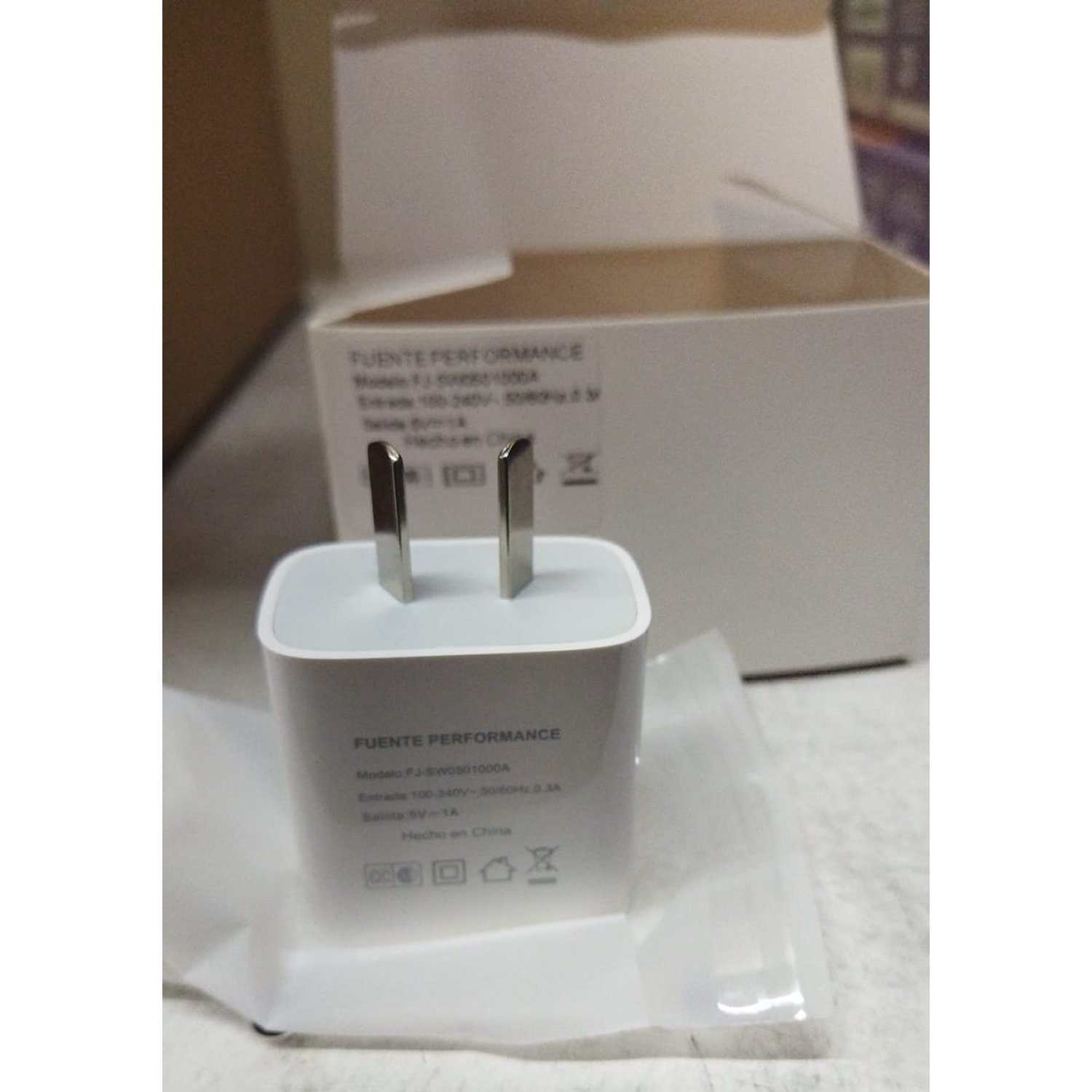 Cargador 5V 1A USB SIN Cable Blanco
